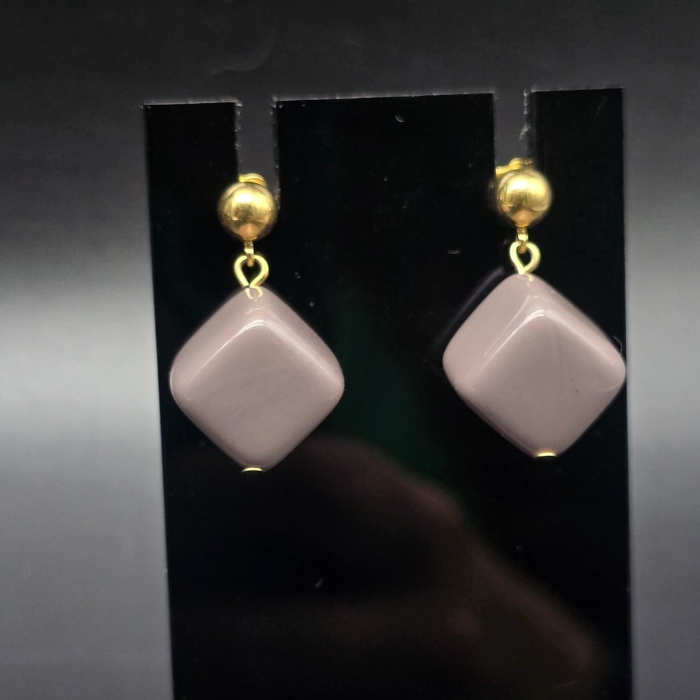 Avon 1987 Cubic Style Earrings Taupe Gray Square Cube Pierced Post Vintage